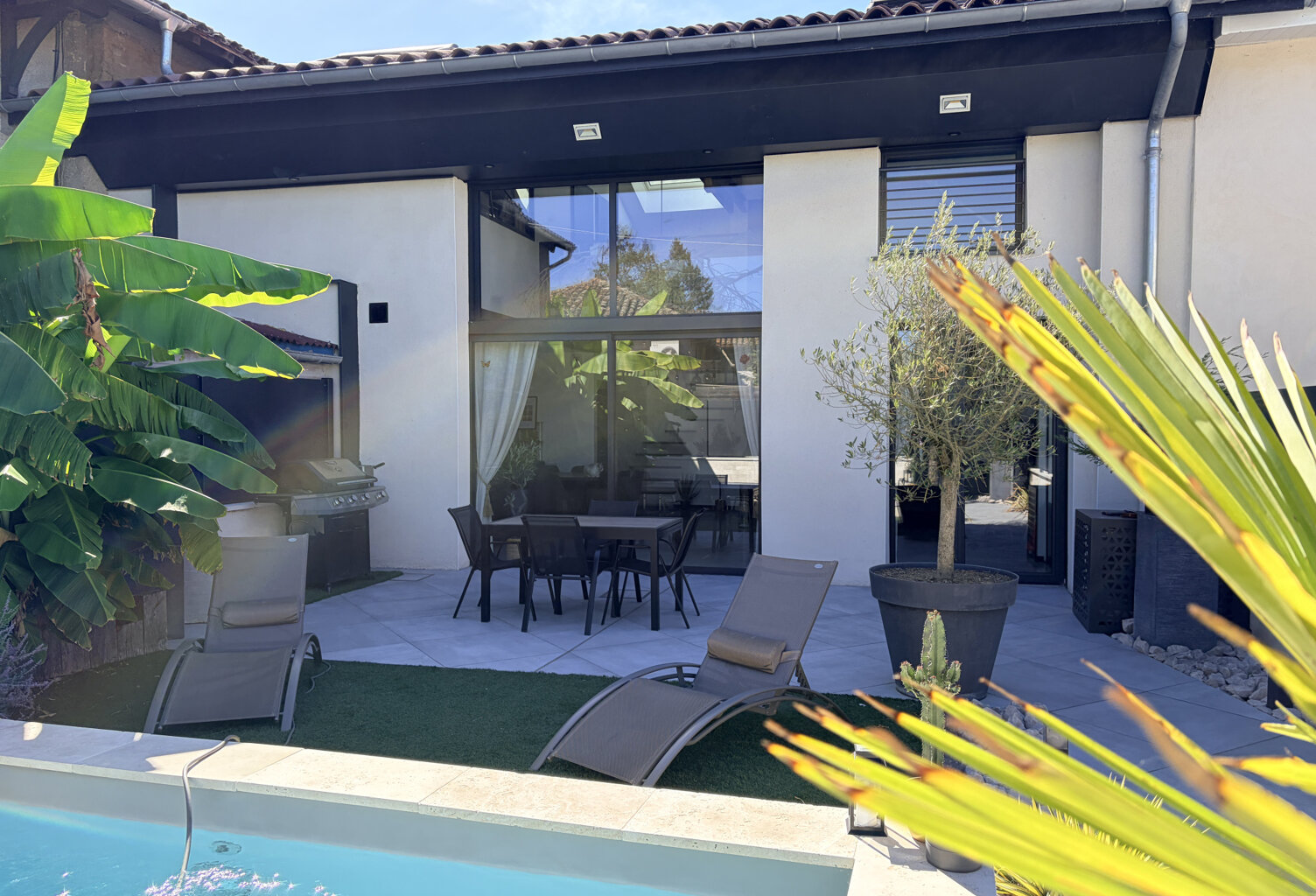 MAISON 4 PIÈCES 131M2  FAREINS — photo 1