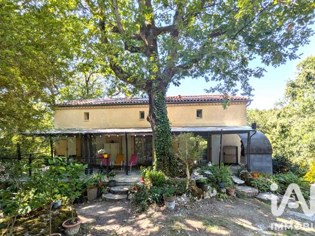 Vente Maison de campagne 9 pièces — photo du bien