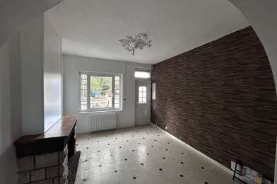 Maison 5 pièces 830 €