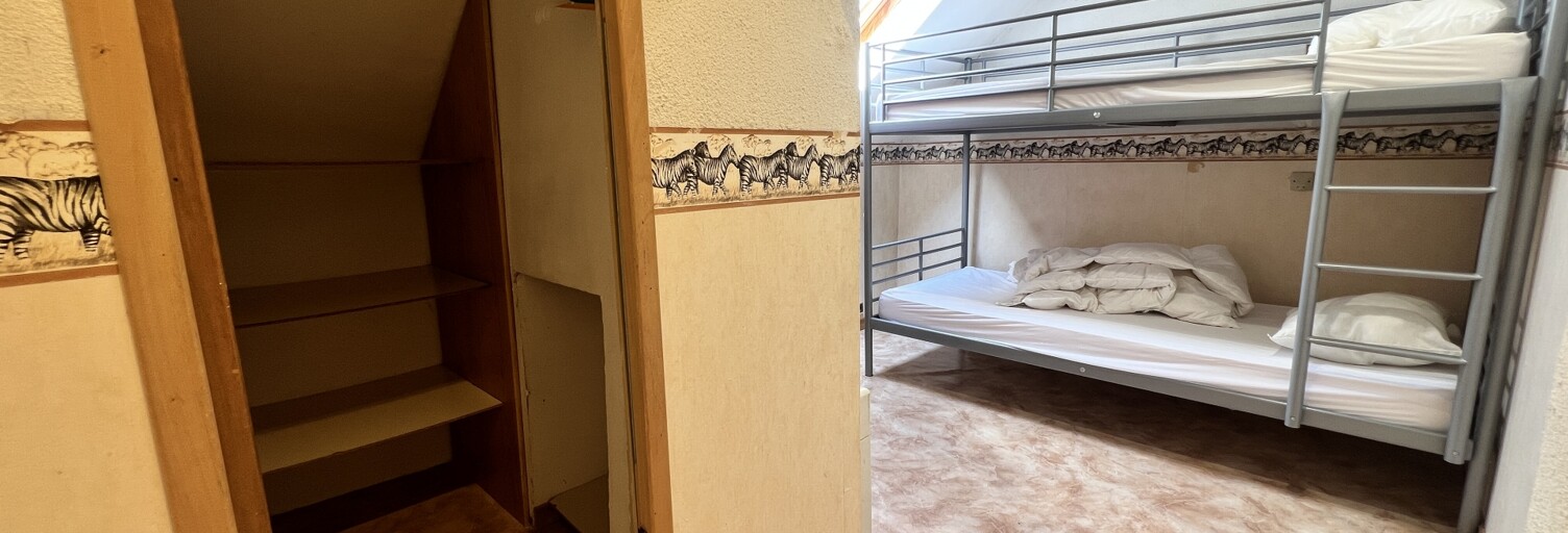 Maison 5 Pièces 94 m² à vendre à Saint-Aubin-le-Monial (03160)