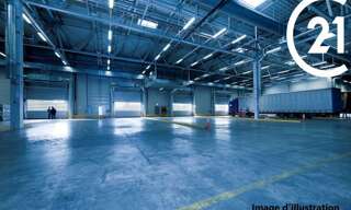 Commerce  600 m² à louer à Perpignan (66000)