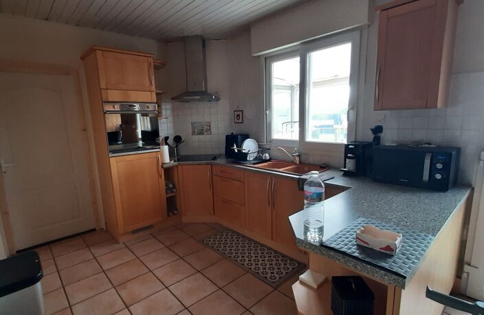 Vente Maison/villa 4 pièces — photo 2