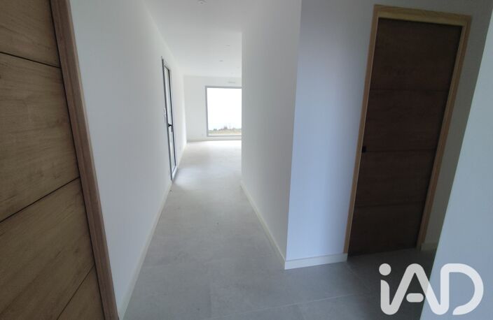 Vente Maison/villa 5 pièces — photo 2
