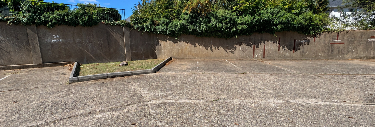 Garage  12 m² à vendre à Nantes (44300)