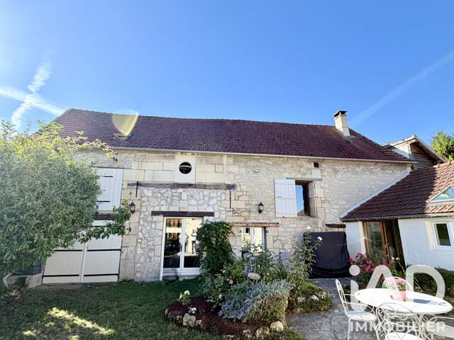 Vente Maison/villa 8 pièces — photo du bien