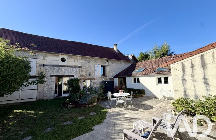 Vente Maison/villa 8 pièces — photo 2