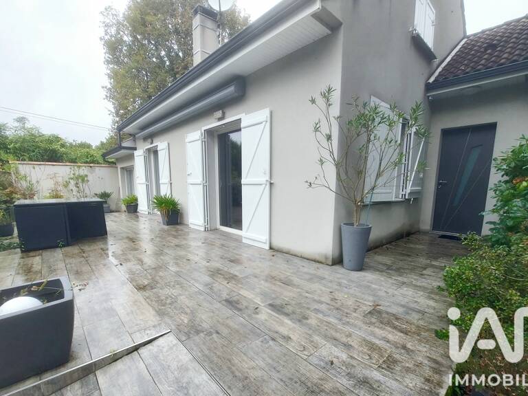 Vente Maison/villa 6 pièces — photo 1