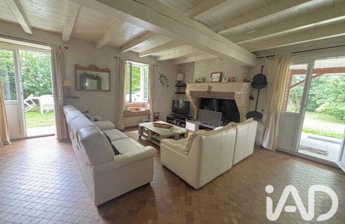Vente Maison/villa 8 pièces — photo 3
