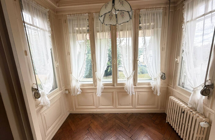 Vente Maison de caractère, 7 pièces avec terrain arboré clos — photo 5
