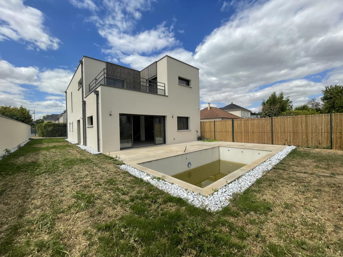 Villa / Maison  à vendre Cormontreuil 51350