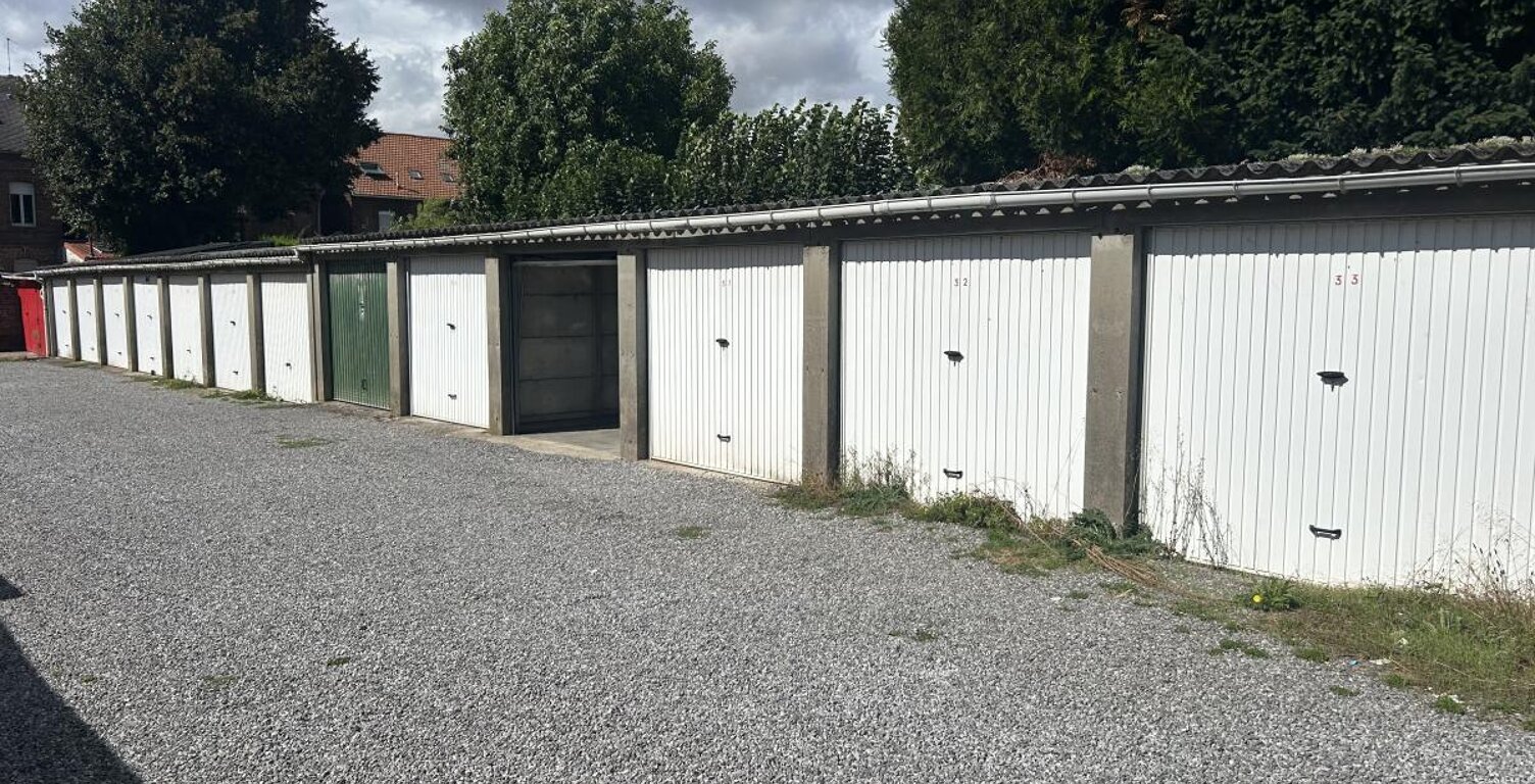 Ensemble de 10 garages A VENDRE. — photo 1