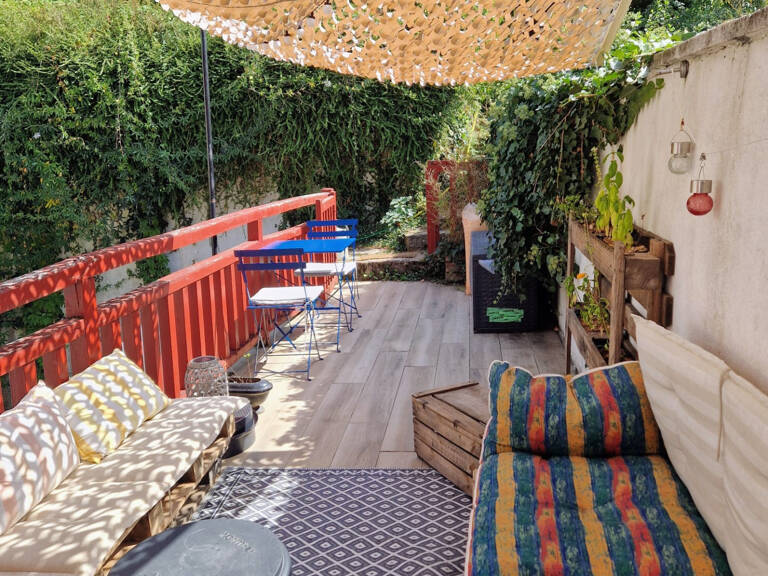 Appartement T2 meublé avec terrasse et jardin au centre-ville — photo 1