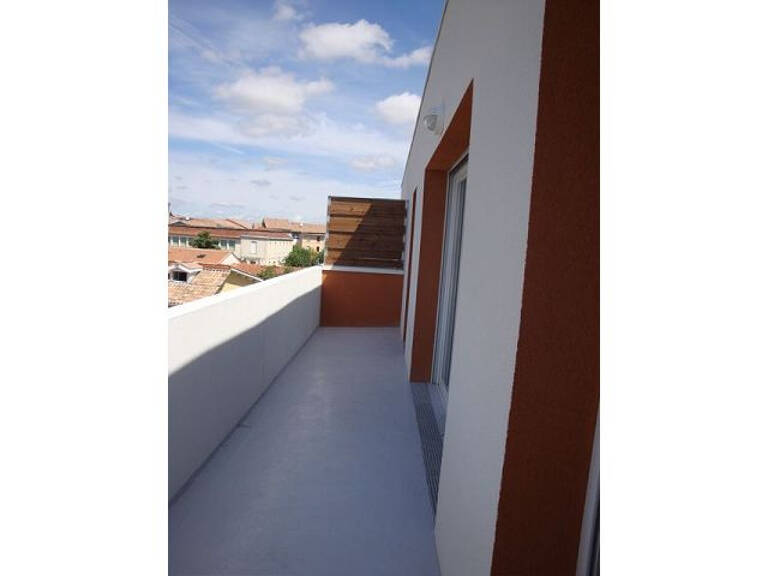 BEGLES Appartement T2 avec balcon et parking — photo 1
