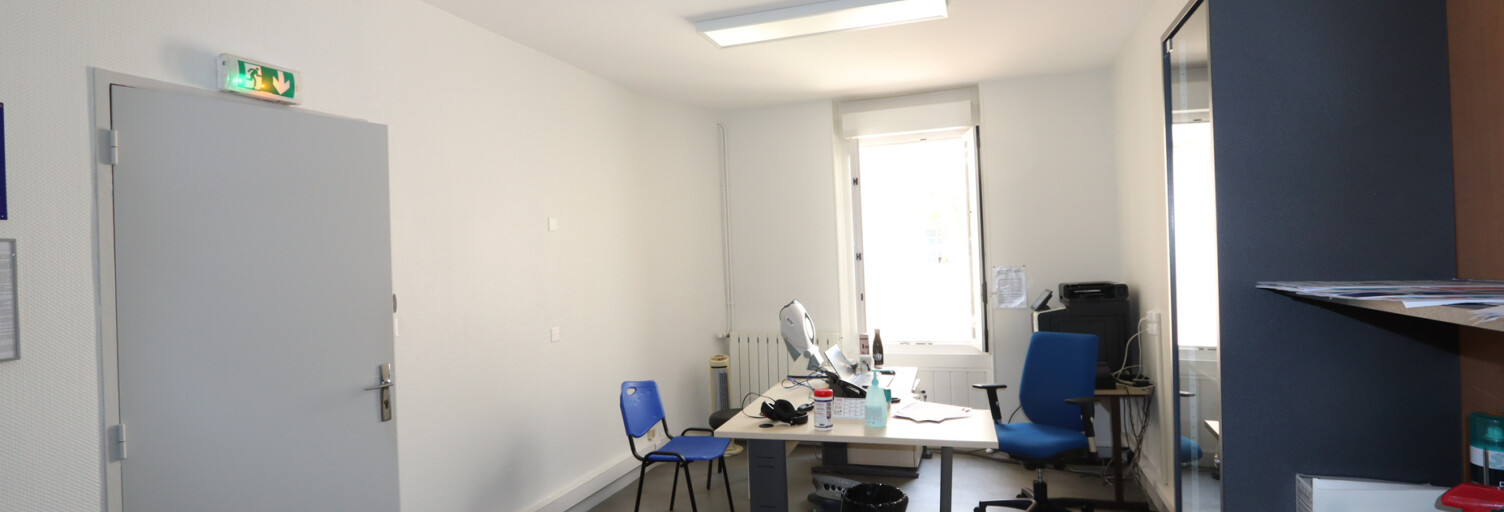 Bureau  80 m² à louer à La Charité-sur-Loire (58400)