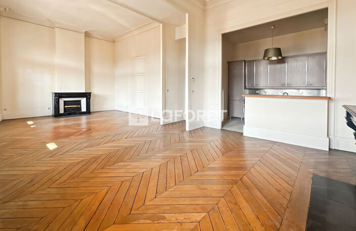 Appartement T3 avec terrasse face au Champ-de-Mars — photo 2