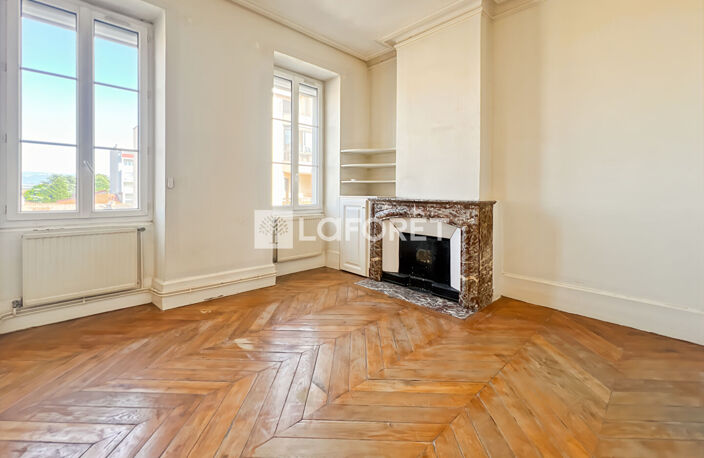 Appartement T3 avec terrasse face au Champ-de-Mars — photo 5