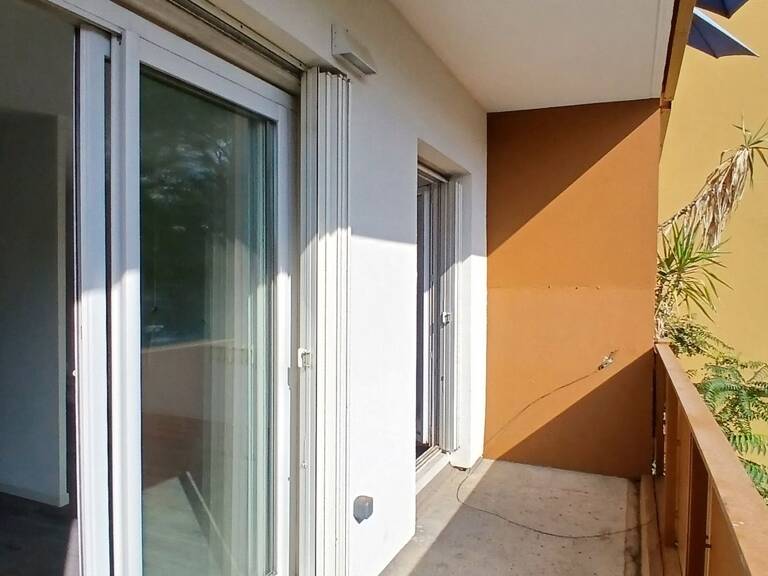 E3032N399L-T3-172 000 € EN RDC TOTALEMENT RENOVE QUARTIER JAS DE BOUFFAN — photo 1