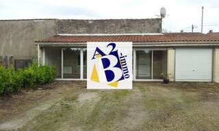 Maison 5 Pièces 78 m² à louer à Brie (16590)