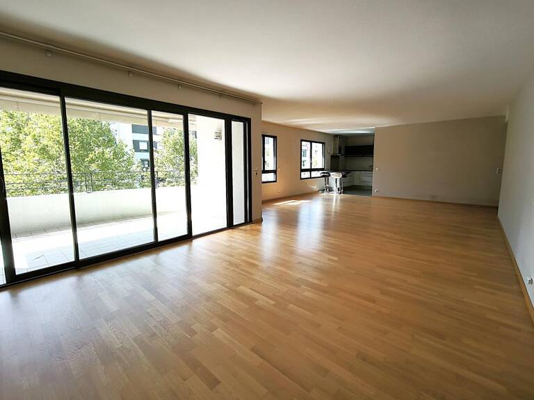 Appartement À Vendre — photo 1