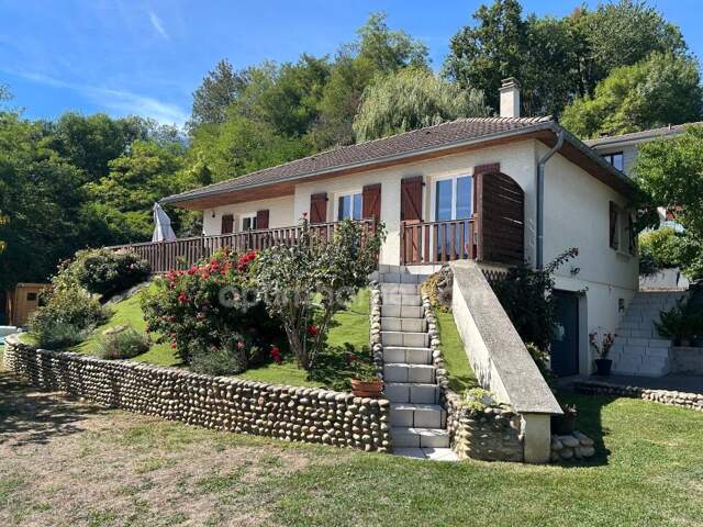 Maison à vendre de 85 m² sur terrain de 1 202 m² - Belmont (38) — photo du bien