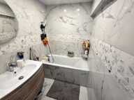 Appartement 5 pièces - 2ème étage - 102 m2 - Cave et Place de Parking - 212 000 € FAI — photo 3