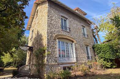 Maison 7 pièces 712000 €