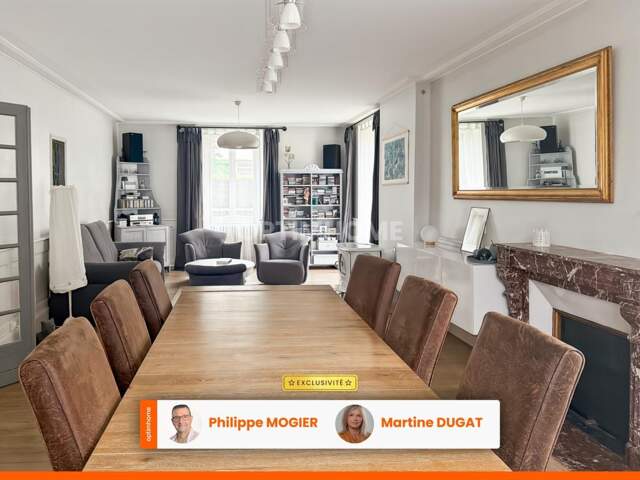 Maison de ville 11 pièces, 7 chambres, garages, CUSSET (03) — photo du bien