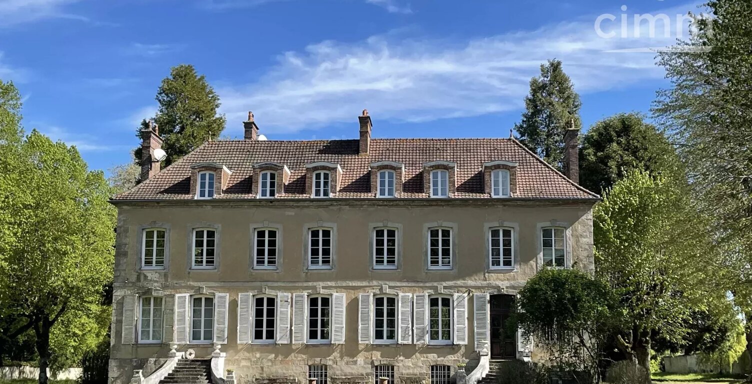 Prestige, nature et fort potentiel pour ce domaine à 45 mn de Pa — photo 1