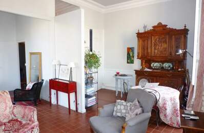 Avignon Intra-Muros, Banasterie. Appartement  P2/3 (57 m²) 2° ét — photo du bien