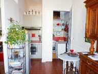 Avignon Intra-Muros, Banasterie. Appartement  P2/3 (57 m²) 2° ét — photo 4