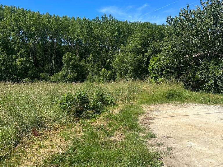 Terrain à bâtir à Saint-Germain-du-Puch (33750) — photo 1