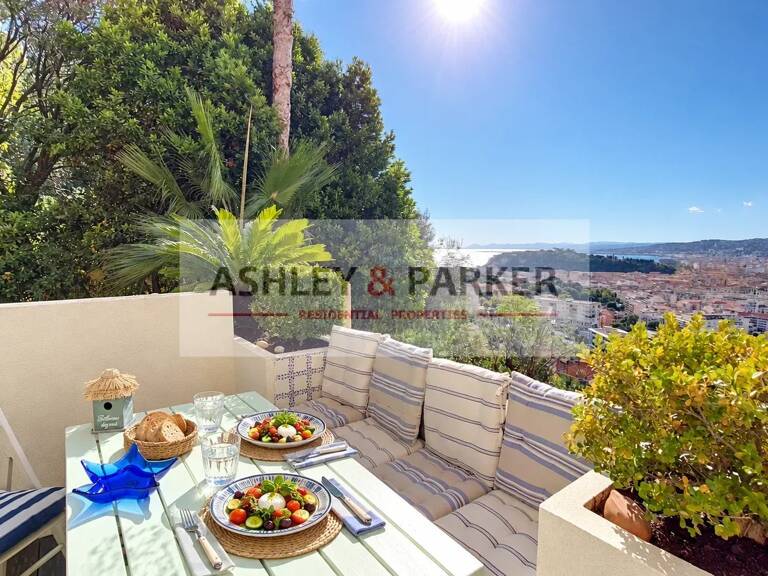 APPARTEMENT 2 PIECES - TERRASE PANORAMIQUE - BOX ET CAVE — photo 1