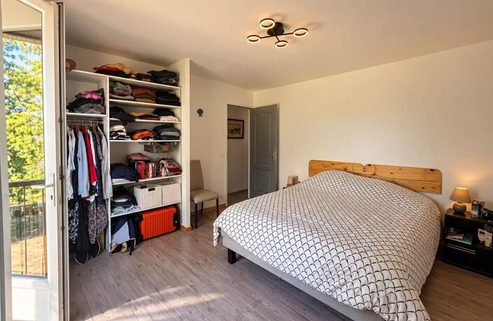 Grande maison familiale de 185 m² avec piscine, dépendances et e — photo 5