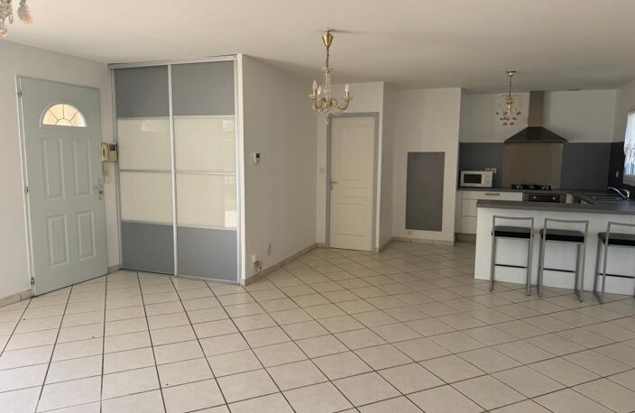 PIZANÇON – À DEUX PAS DE BOURG-DE-PÉAGE – VILLA 4 CHAMBRES AVEC DOUBLE GARAGE — photo 5