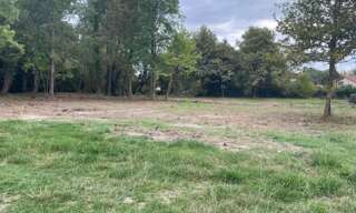 Terrain  930 m² à vendre à Cabanac-et-Villagrains (33650)