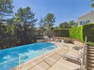 Villa dans un Domaine avec Piscine — photo 2