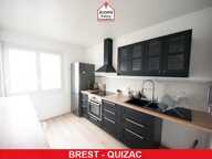 FINISTERE - Brest (29200) - A VENDRE - APPARTEMENT 84M2 - 3 CHAMBRES - BALCON - DRESSING - CUISINE RECENTE - CHAUDIERE RECENTE - CAVE - EXCELLENT DPE C - PROCHE TRAM - BUSINESS SCHOOL - CHU — photo 3