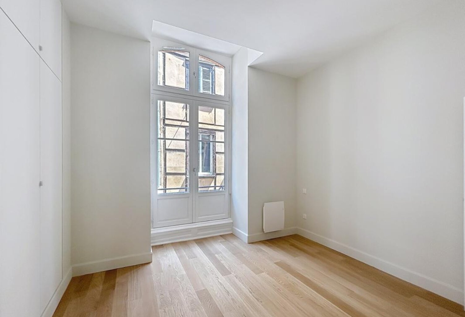 Location magnifique T4 neuf ( 95.10 m² )  quartier Carmes — photo 1