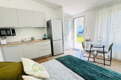 Appartement 1 pièces 890 €