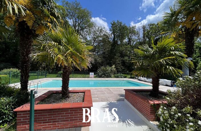CARQUEFOU - T2 avec balcon dans une résidence sécurisée avec piscine — photo 4