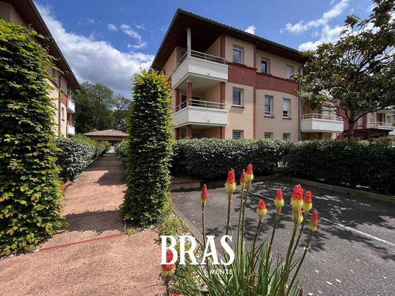 CARQUEFOU - T2 avec balcon dans une résidence sécurisée avec piscine — photo 1