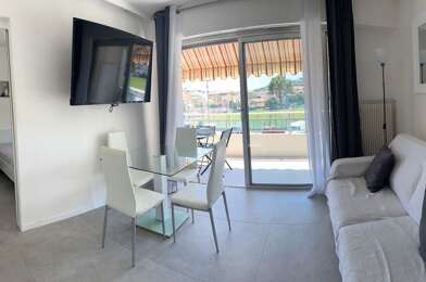 Appartement 2 pièces 700 €