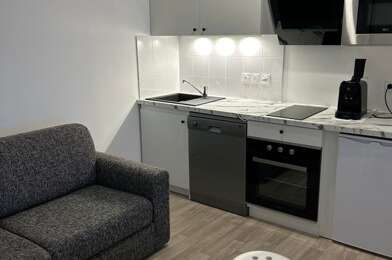 Appartement 1 pièces 910 €