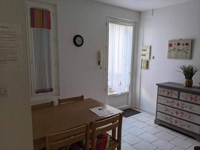 Appartement à louer meublé Rochefort — photo du bien