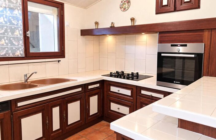 Maison ancienne de 284 m² (5 chambres) – Proche La Rochelle  📍 À 25 mn' de La Rochelle – 10 mn' d’Aigrefeuille-d’Aunis 15 mn' de la Gare de Surgères ! — photo 4