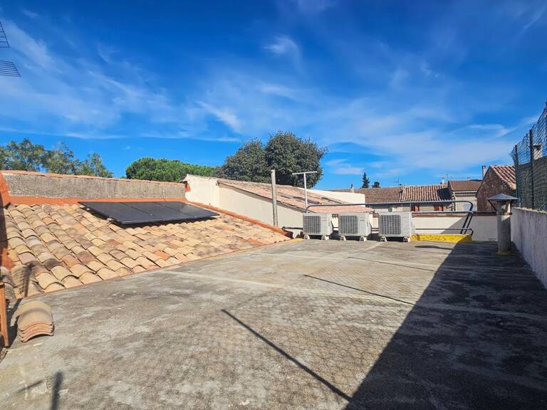 Maison de ville avec garage et terrasses — photo 1