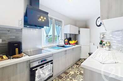 Appartement 3 pièces 275000 €