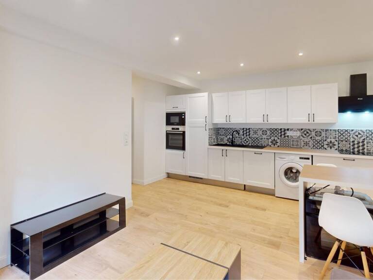 Appartement À Louer — photo 1