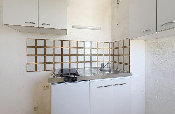 Montpellier à vendre Boutonnet  T1 avec balcon et vue dégagée — photo 5