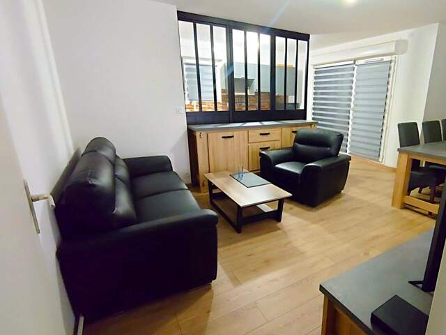 Appartement 2 chambres avec balcon et garage fermé NOYAL CHATILLON SUR SEICHE — photo du bien